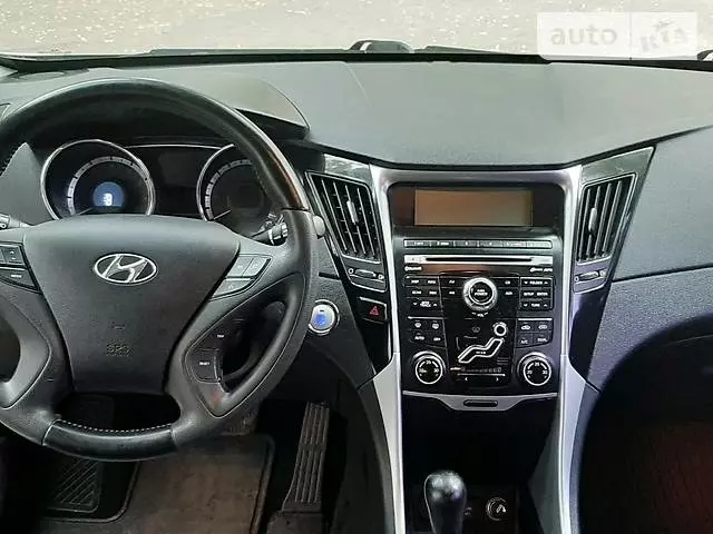 Hyundai Sonata, 2010 г.в.