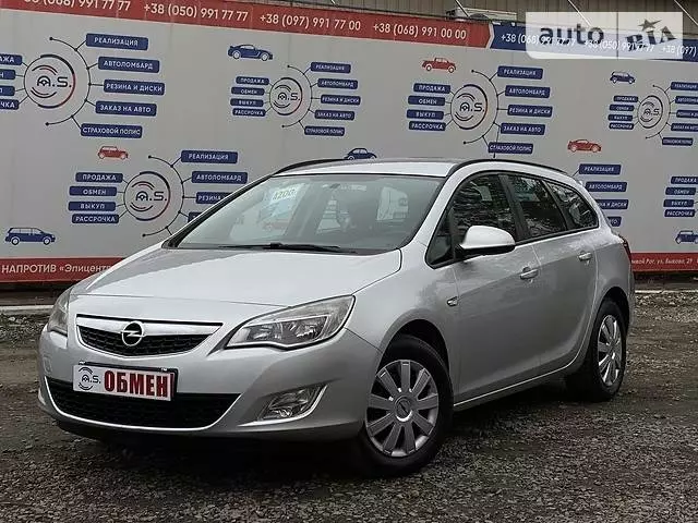 Opel Astra J, 2012 г.в.