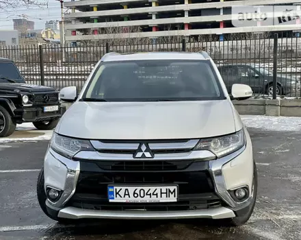 Mitsubishi Outlander, 2016 г.в.