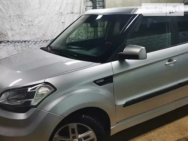 Kia Soul, 2011 г.в.