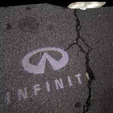 Infiniti QX70, 2015 г.в.