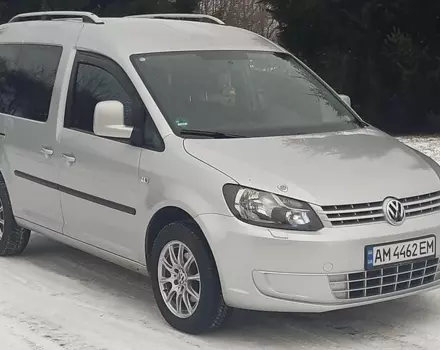 Volkswagen Caddy пасс., 2012 г.в.