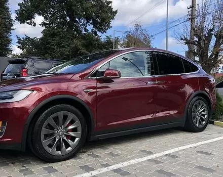 Tesla Model X, 2016 г.в.