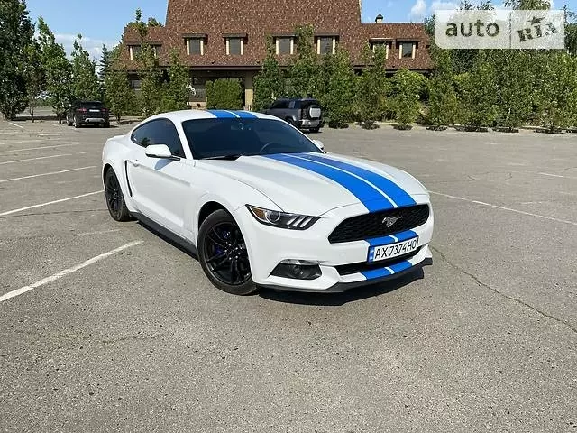 Ford Mustang, 2016 г.в.