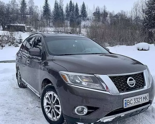 Nissan Pathfinder, 2015 г.в.