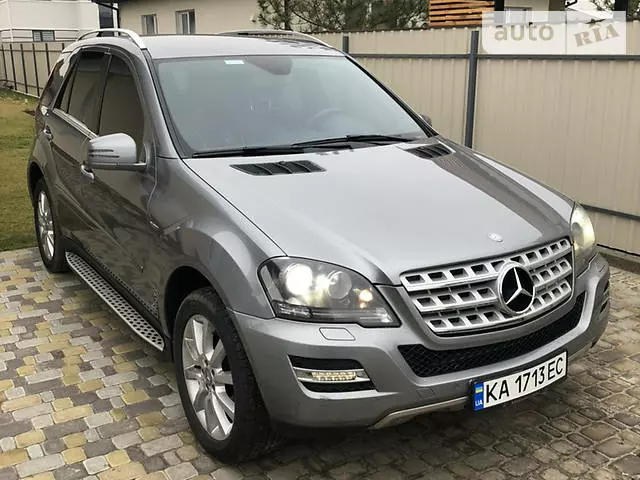 Mercedes-Benz ML 350, 2010 г.в.