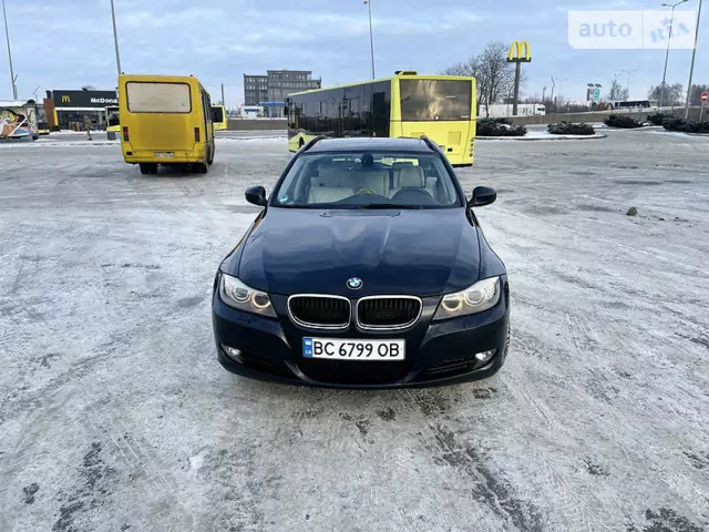 BMW 318, 2010 г.в.
