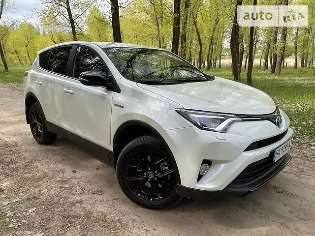 Toyota RAV4, 2018 г.в.
