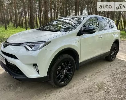 Toyota RAV4, 2018 г.в.