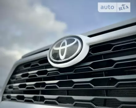 Toyota RAV4, 2020 г.в.