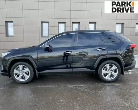 Toyota RAV4, 2020 г.в.