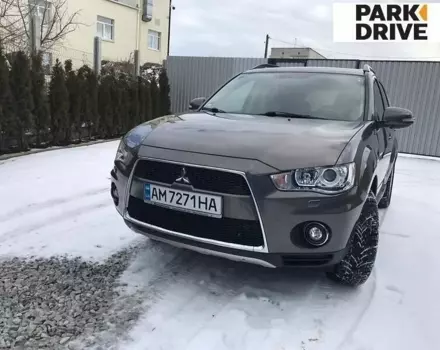 Mitsubishi Outlander, 2011 г.в.