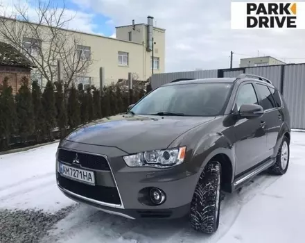 Mitsubishi Outlander, 2011 г.в.