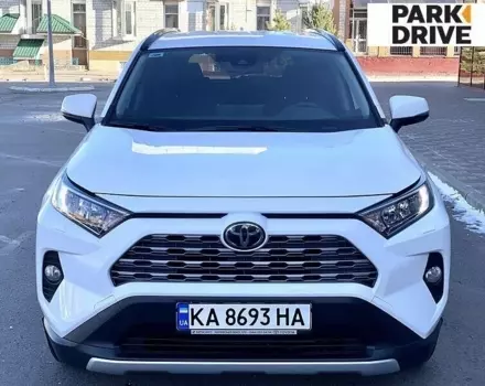 Toyota RAV4, 2020 г.в.