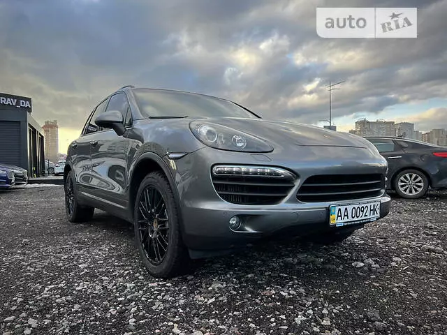 Porsche Cayenne, 2013 г.в.