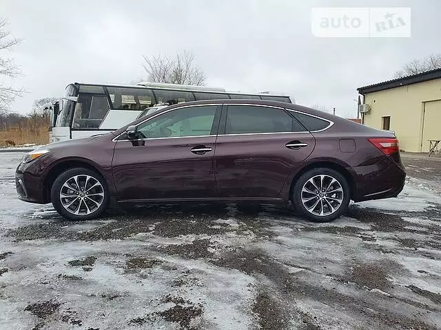 Toyota Avalon, 2017 г.в.