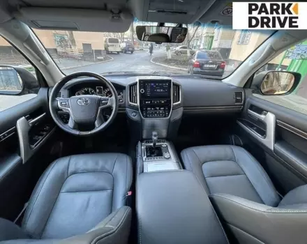Toyota Land Cruiser 200, 2020 г.в.