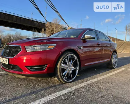 Ford Taurus, 2015 г.в.