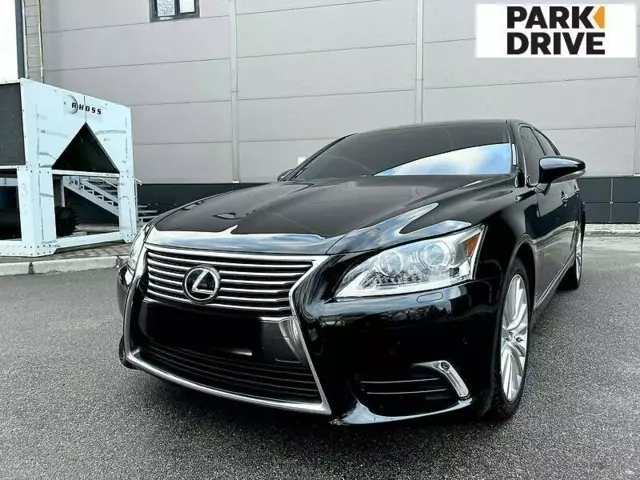 Lexus LS, 2014 г.в.