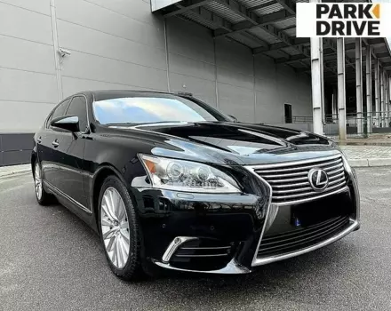 Lexus LS, 2014 г.в.