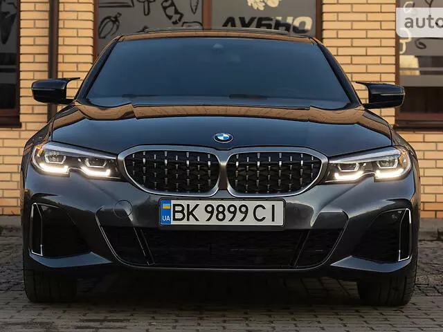 BMW 330, 2019 г.в.