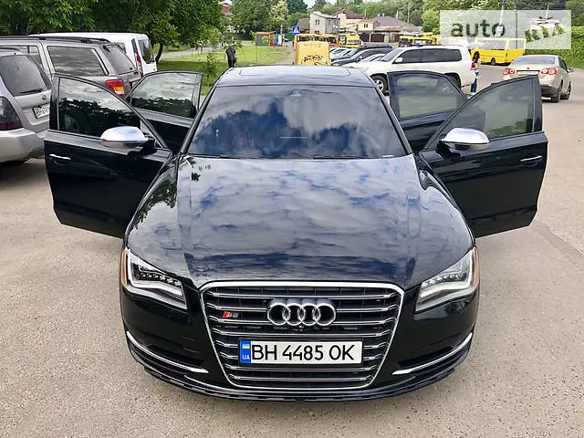Audi S8, 2013 г.в.