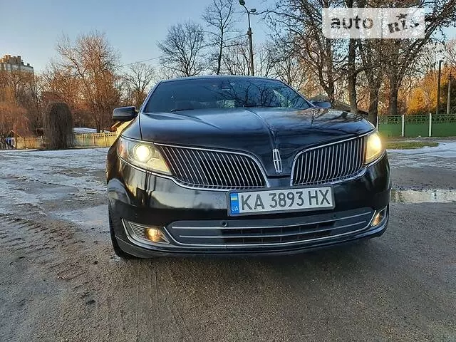 Lincoln MKS, 2015 г.в.