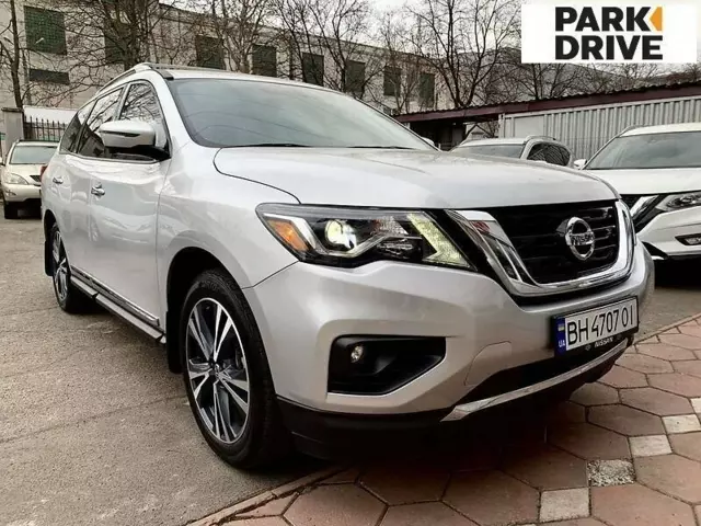 Nissan Pathfinder, 2019 г.в.
