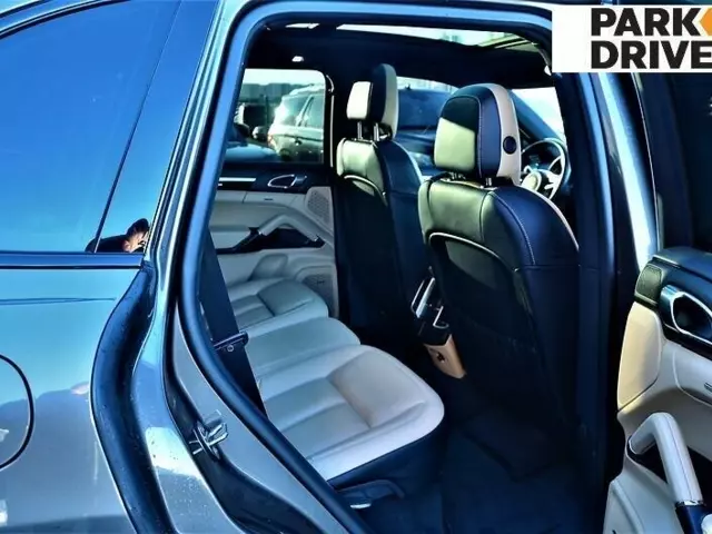 Porsche Cayenne, 2016 г.в.