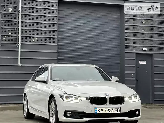 BMW 328, 2016 г.в.