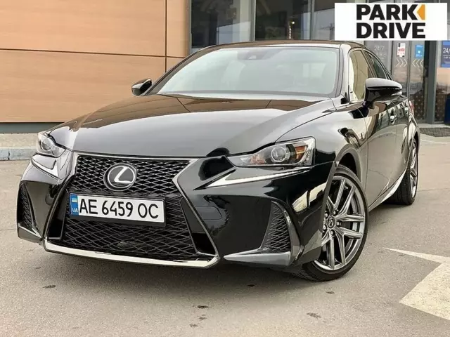 Lexus IS, 2017 г.в.