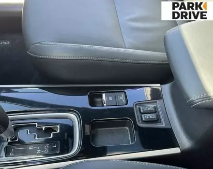 Mitsubishi Outlander, 2020 г.в.