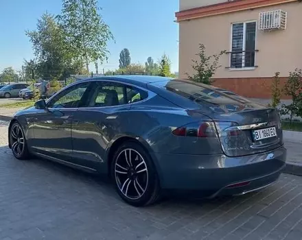Tesla Model S, 2013 г.в.