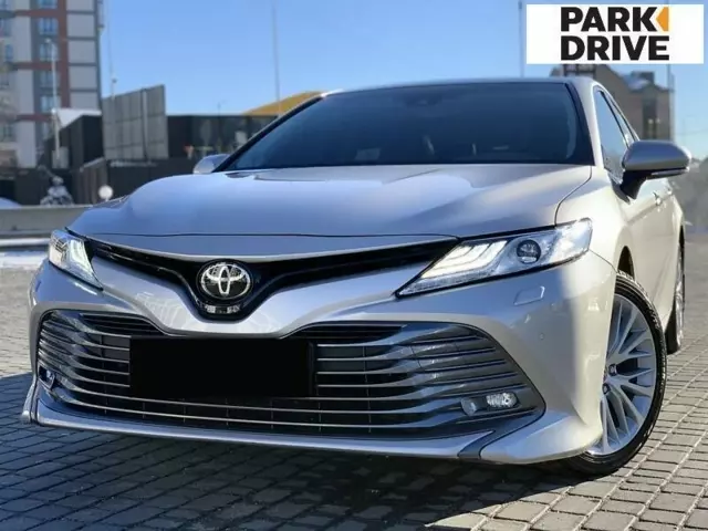 Toyota Camry, 2018 г.в.