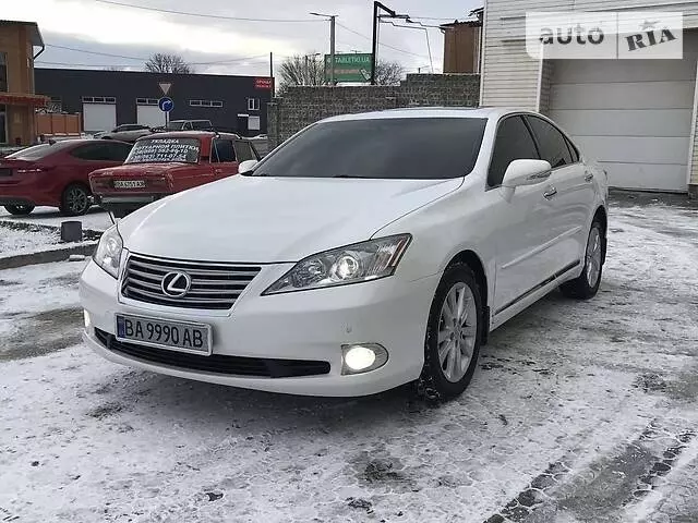 Lexus ES, 2012 г.в.