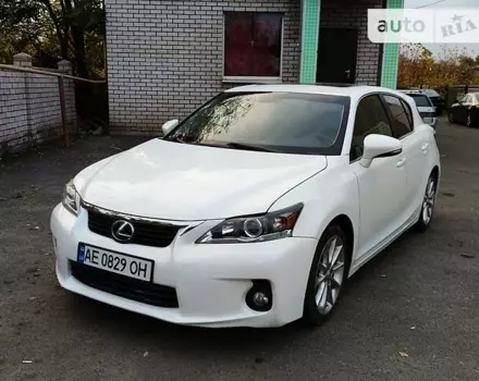Lexus CT 200h, 2013 г.в.