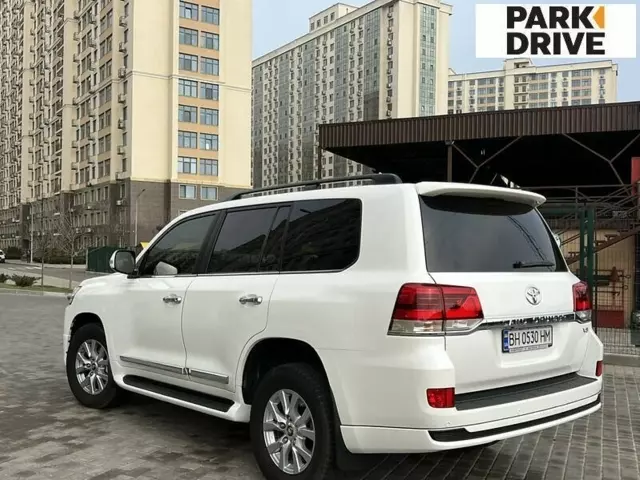 Toyota Land Cruiser 200, 2017 г.в.