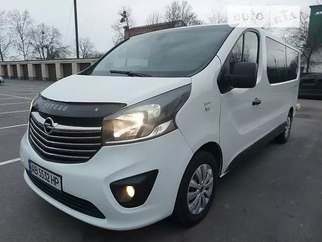 Opel Vivaro пасс., 2016 г.в.