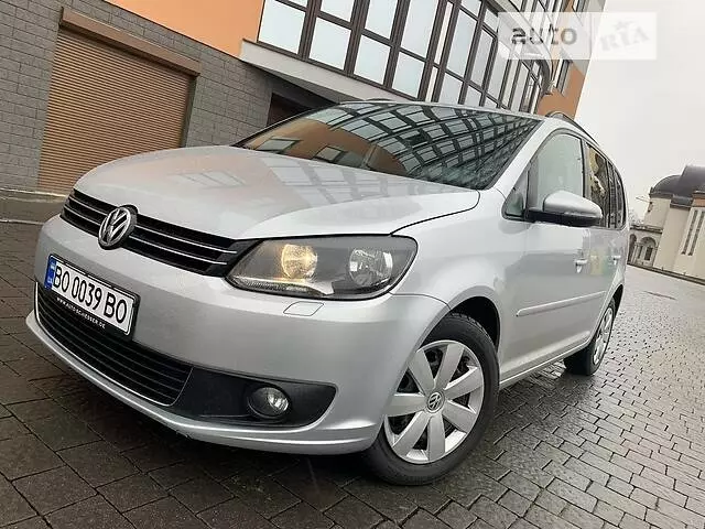 Volkswagen Touran, 2012 г.в.