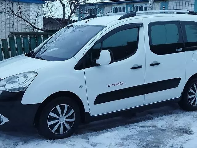 Citroen Berlingo пасс., 2011 г.в.
