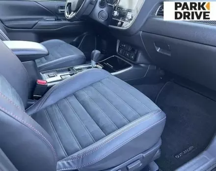Mitsubishi Outlander, 2020 г.в.