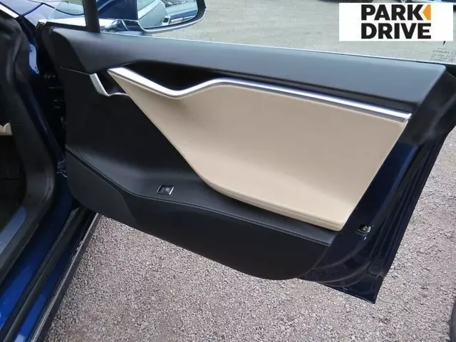 Tesla Model S, 2017 г.в.