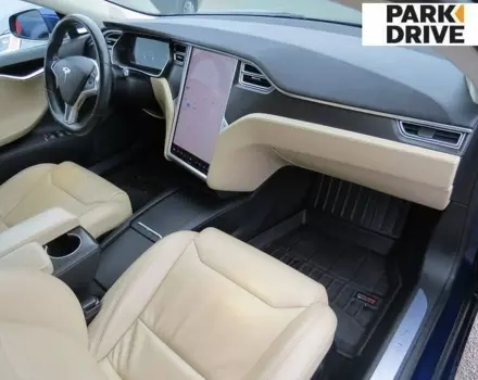 Tesla Model S, 2017 г.в.