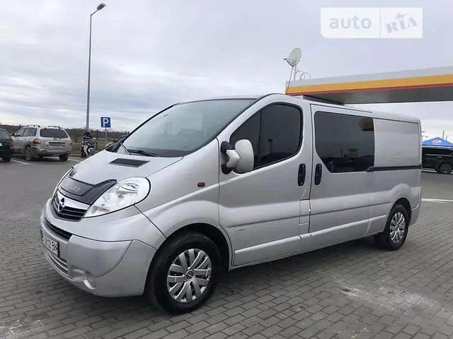 Opel Vivaro пасс., 2008 г.в.