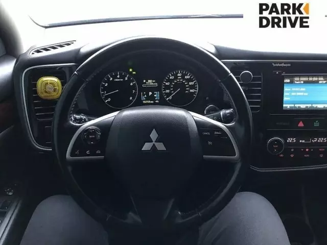 Mitsubishi Outlander, 2013 г.в.