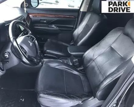 Mitsubishi Outlander, 2013 г.в.
