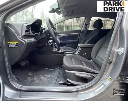 Hyundai Elantra, 2018 г.в.