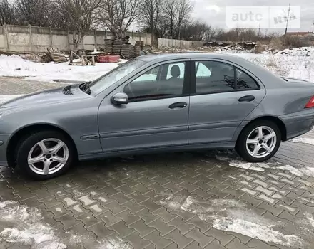 Mercedes-Benz C 180, 2004 г.в.