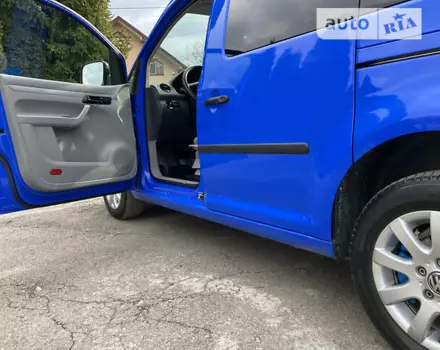 Volkswagen Caddy пасс., 2005 г.в.