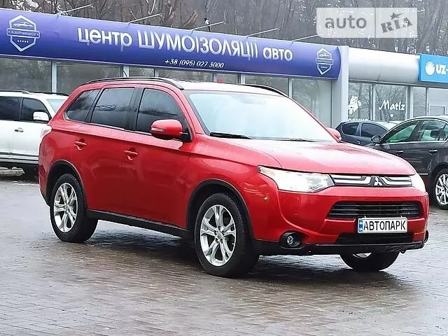 Mitsubishi Outlander, 2014 г.в.